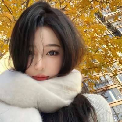 笼子在寻找小鸟