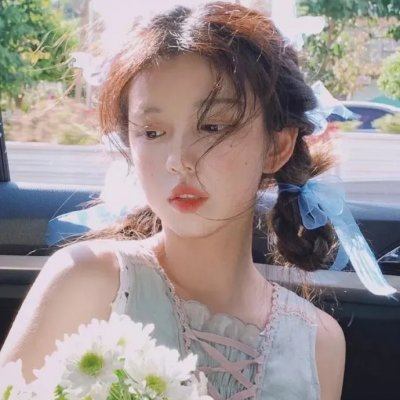 芙烈达·卡萝的自画像